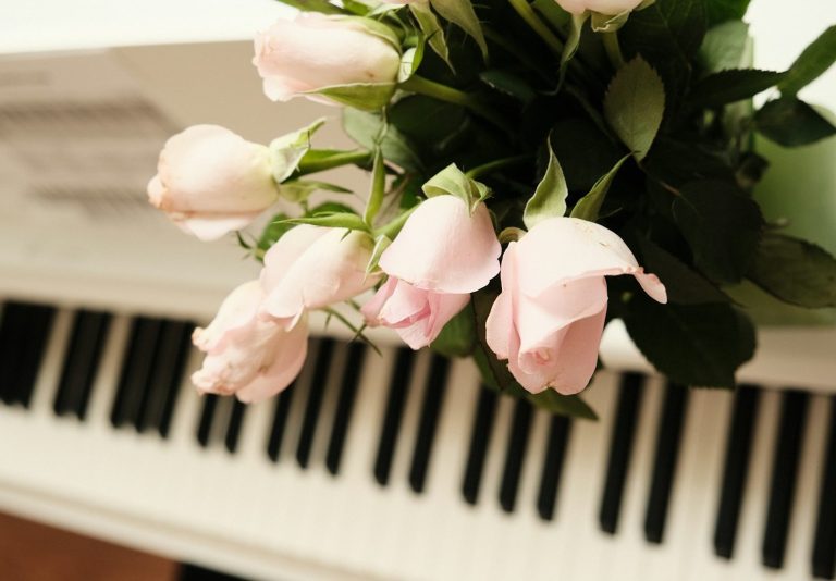 Hochzeitsfahrzeug in Würzburg oder Schweinfurt - mit Chauffeur – exklusives Hochzeitsfahrzeug für Ihre Traumhochzeit 