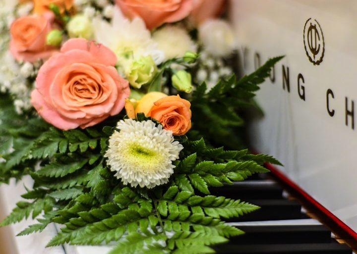 Eleganter Oldtimer als Hochzeitsauto mit Chauffeur mieten – Für Ihre perfekte Traumhochzeit in Würzburg oder Schweinfurt